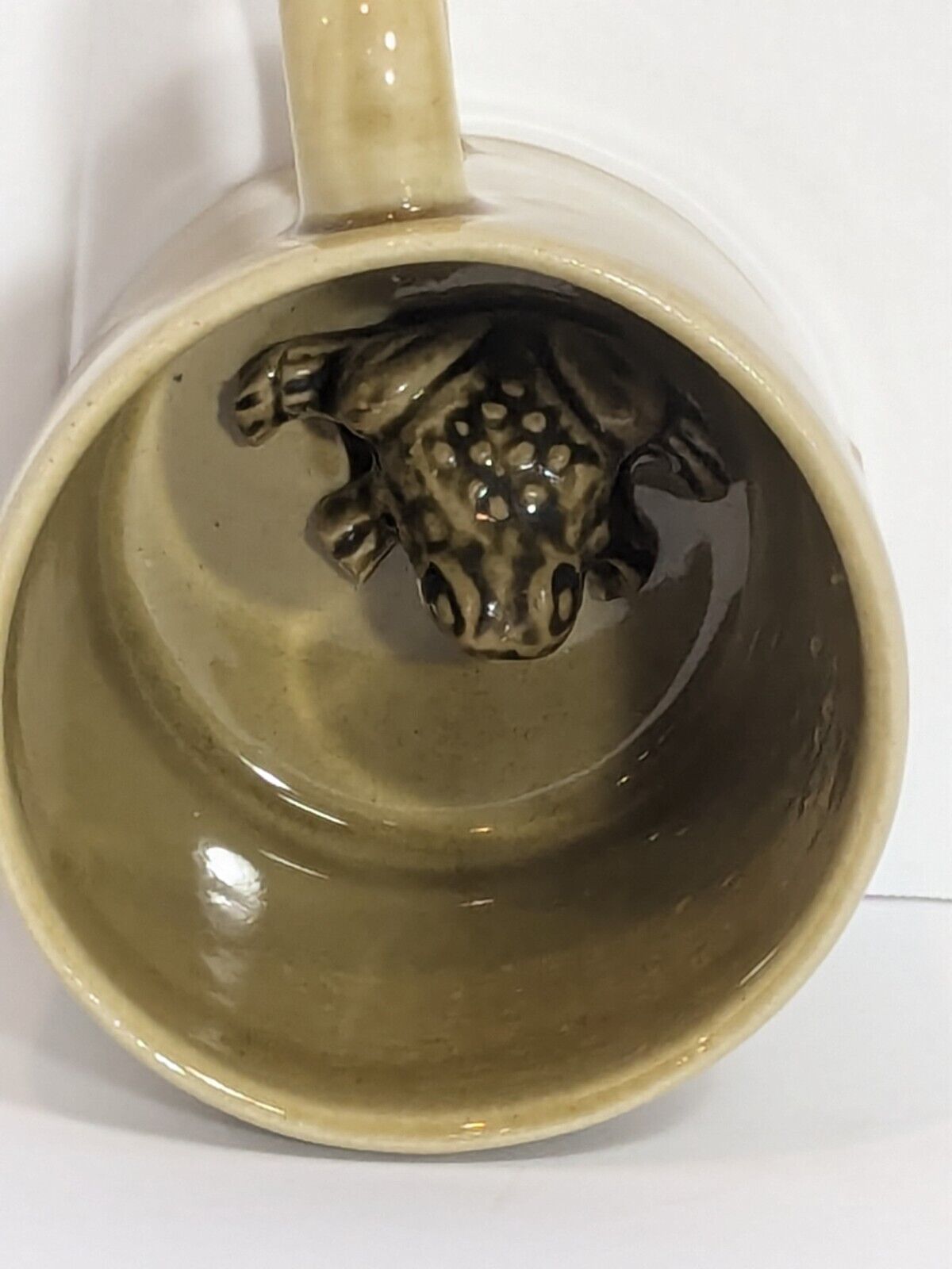 Surprise/Hidden Frog Mug Bennington Potters Vermont David Gil Design 1977