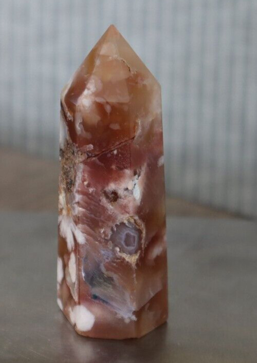 CARNELIAN FLOWER AGATE POINT 2.83 INCHES TALL/ 69.8 GRAMS