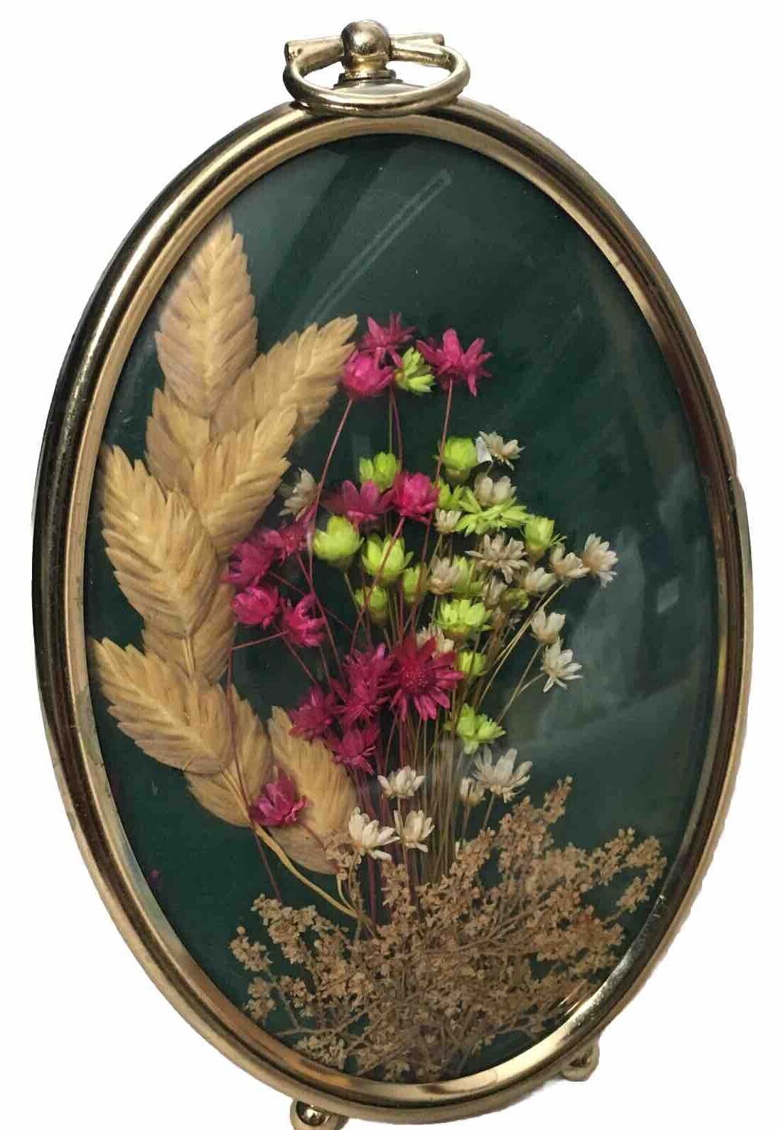 Retro Vintage Dried Flower Display In Oval Frame