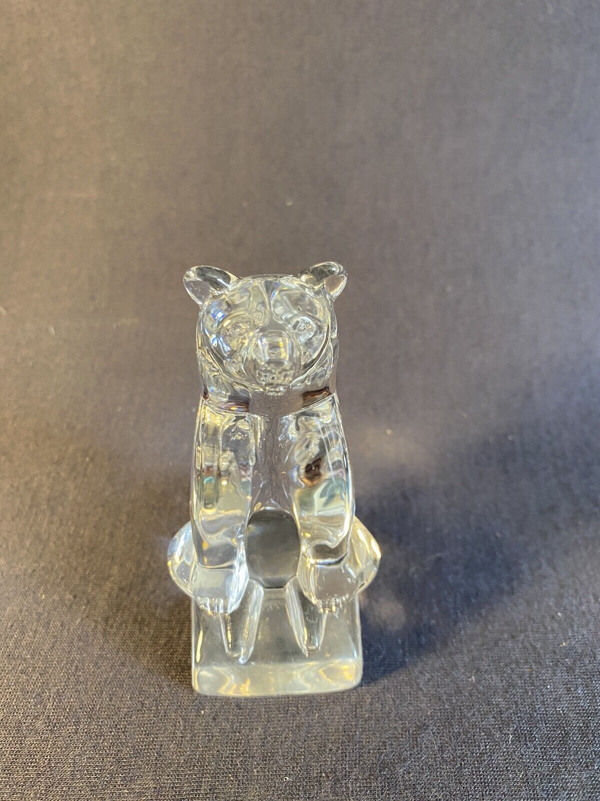 Vintage Hadeland The Danbury Mint Crystal Sitting Circus Bear Figurine 3.5”