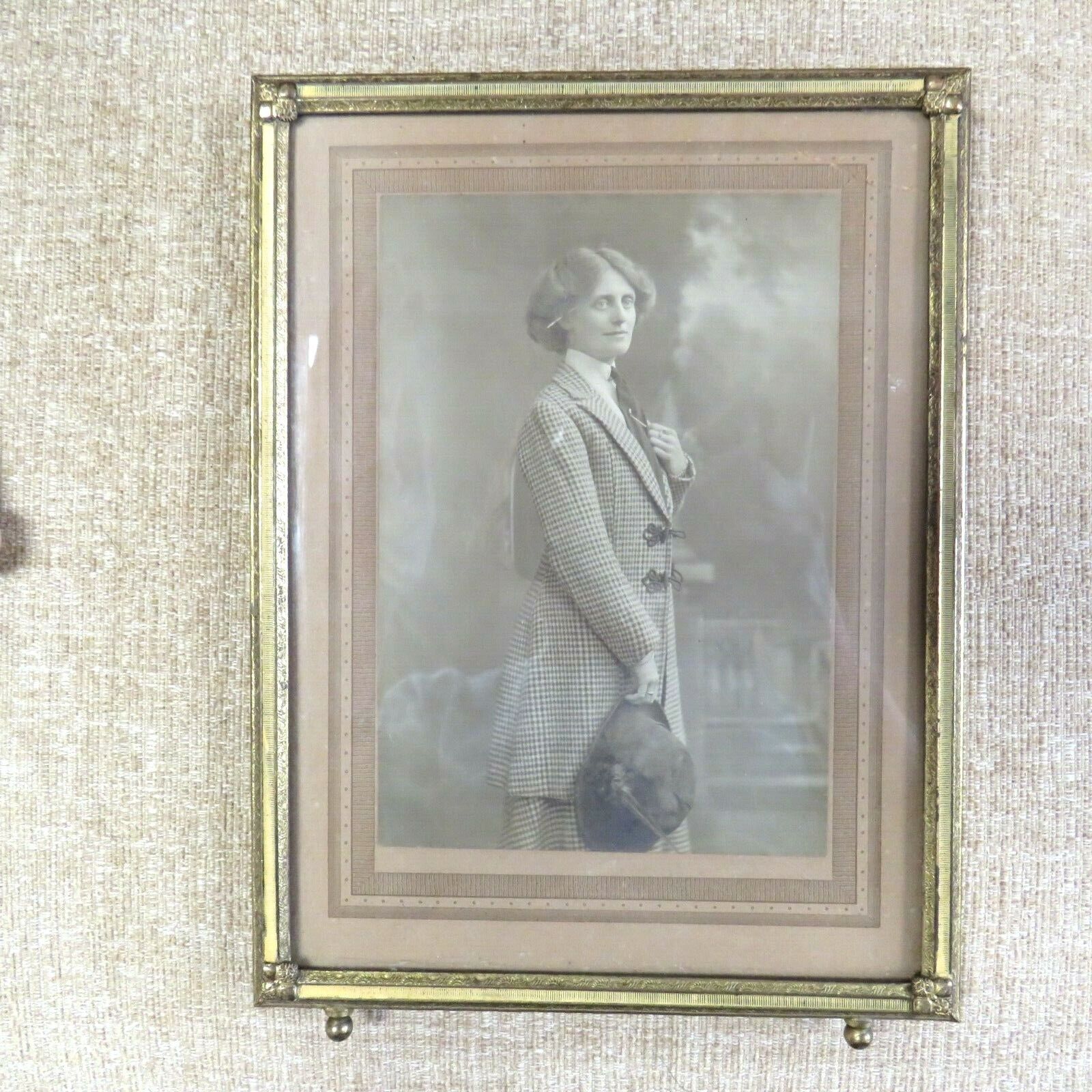 Antique Edwardian Gilded Metal Frame & Sepia Photograph of Elegant Lady 6\