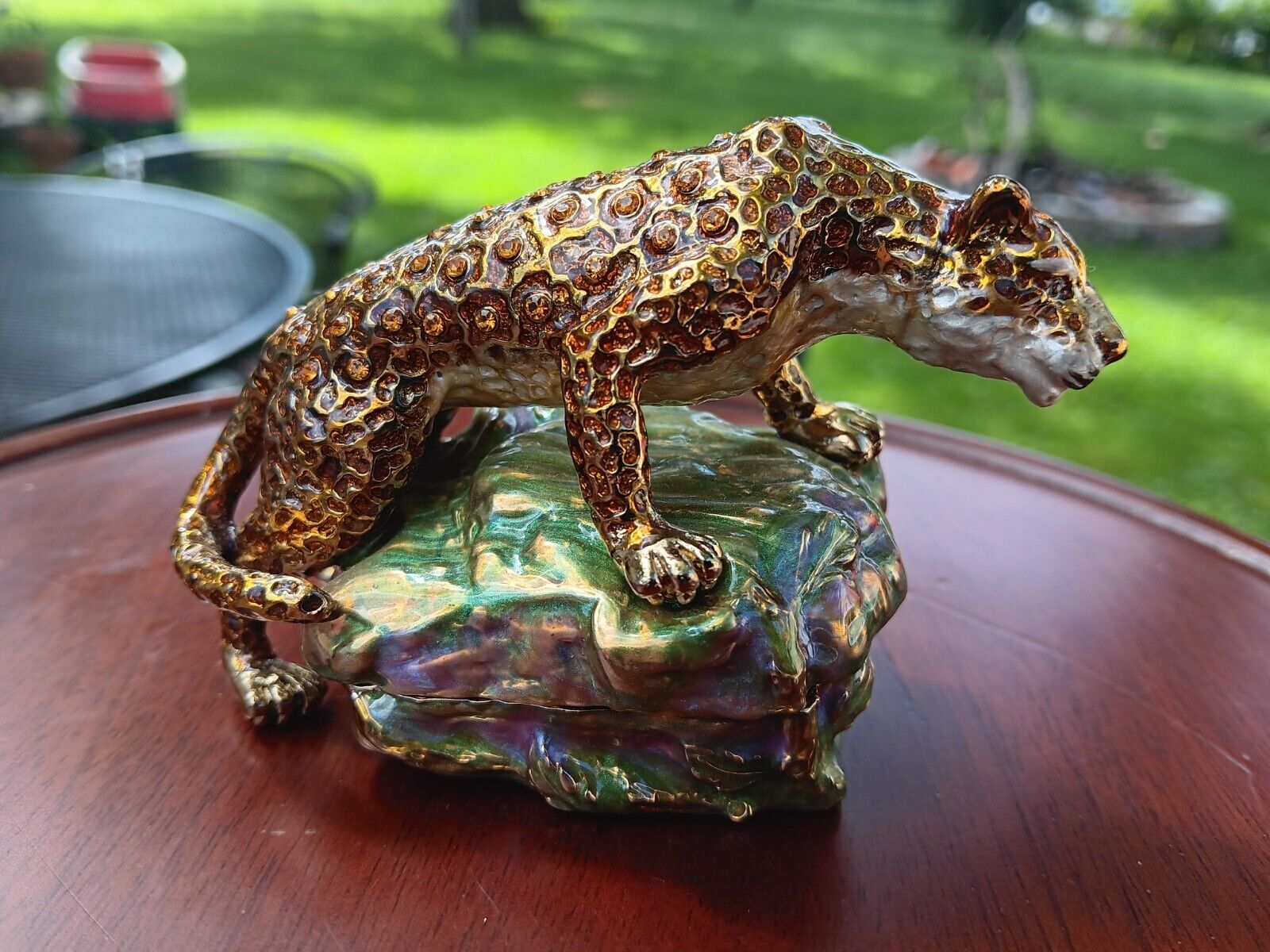 Vintage Jaguar Jewel Enamel Trinket box . 3 1/2in , $28.99 