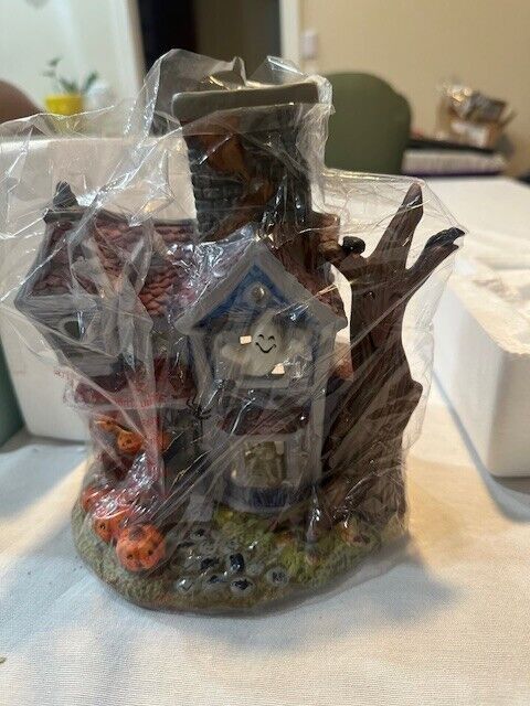 Partylite Ghostly Tealight House P7862 Rotating Ghost Halloween NIB
