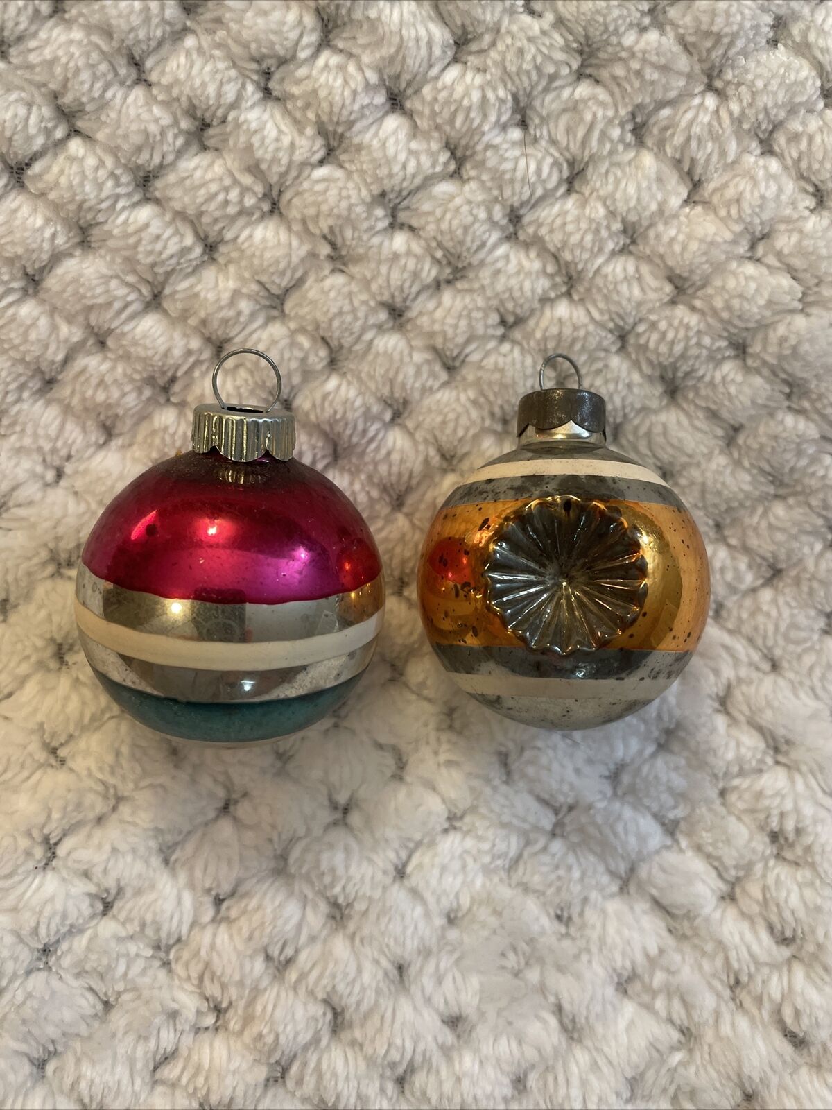 Vintage Small Shiny Brite Starburst Ornaments 