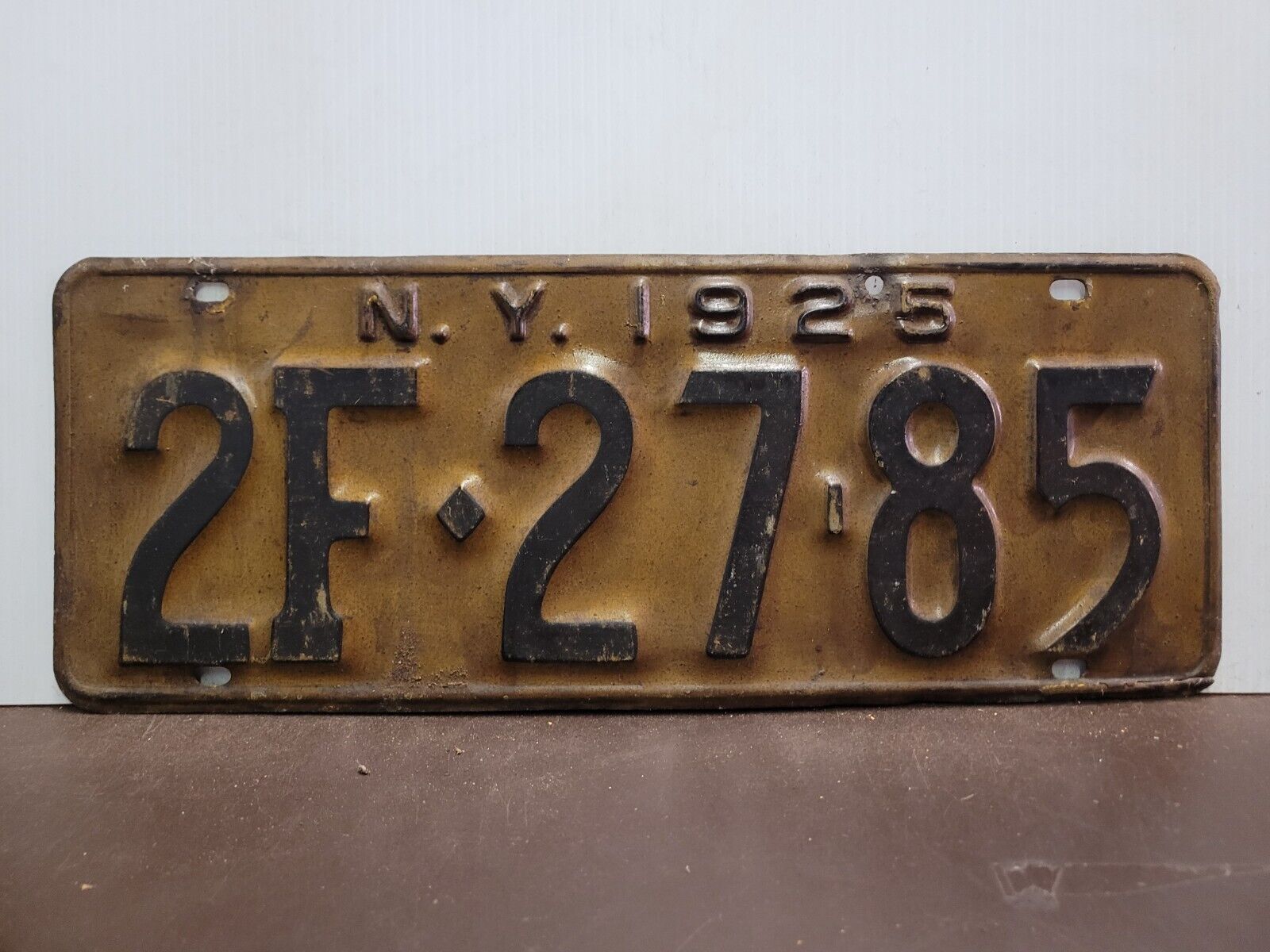 1925 New York License Plate Tag Original.