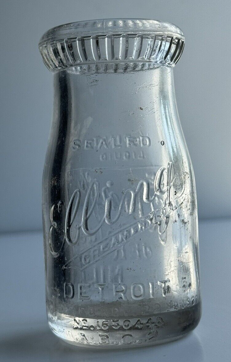 SCARCE Antique 1930s Ebling Creamery Co Detroit Mi MICH 1/4 Pint Milk Bottle.