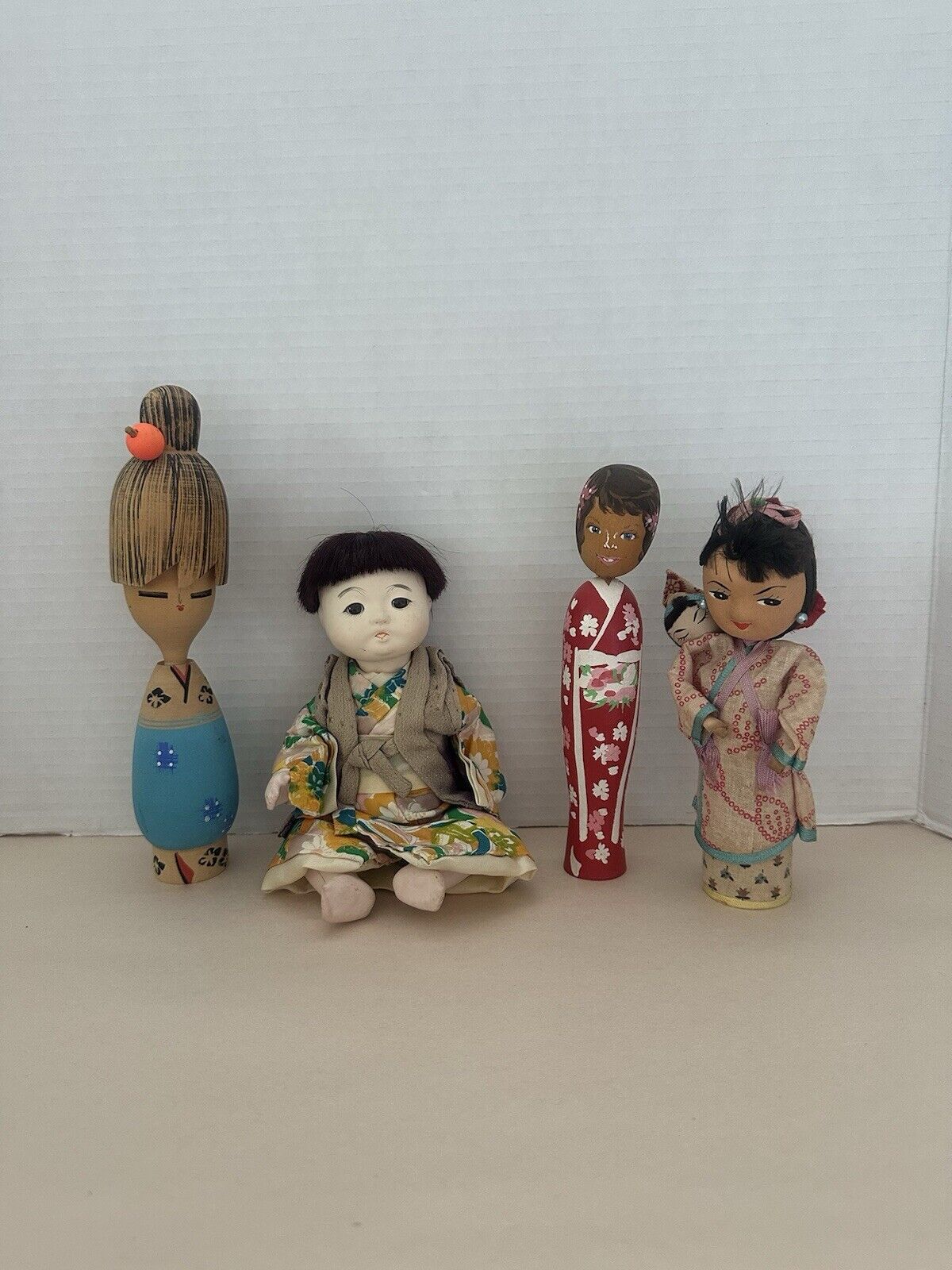 Vintage Traditional Japanese doll & Wooden kokeshi dolls Lot of 4