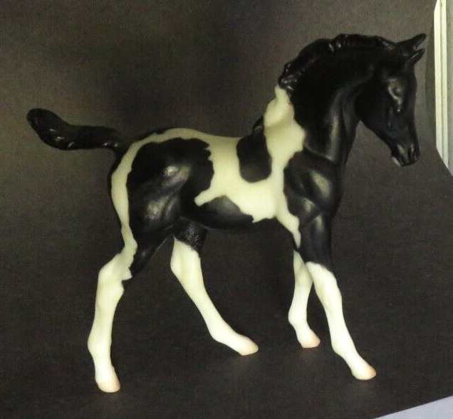 Breyer Reeves Arabian Horse Classic Foal Black and White Pinto Paint