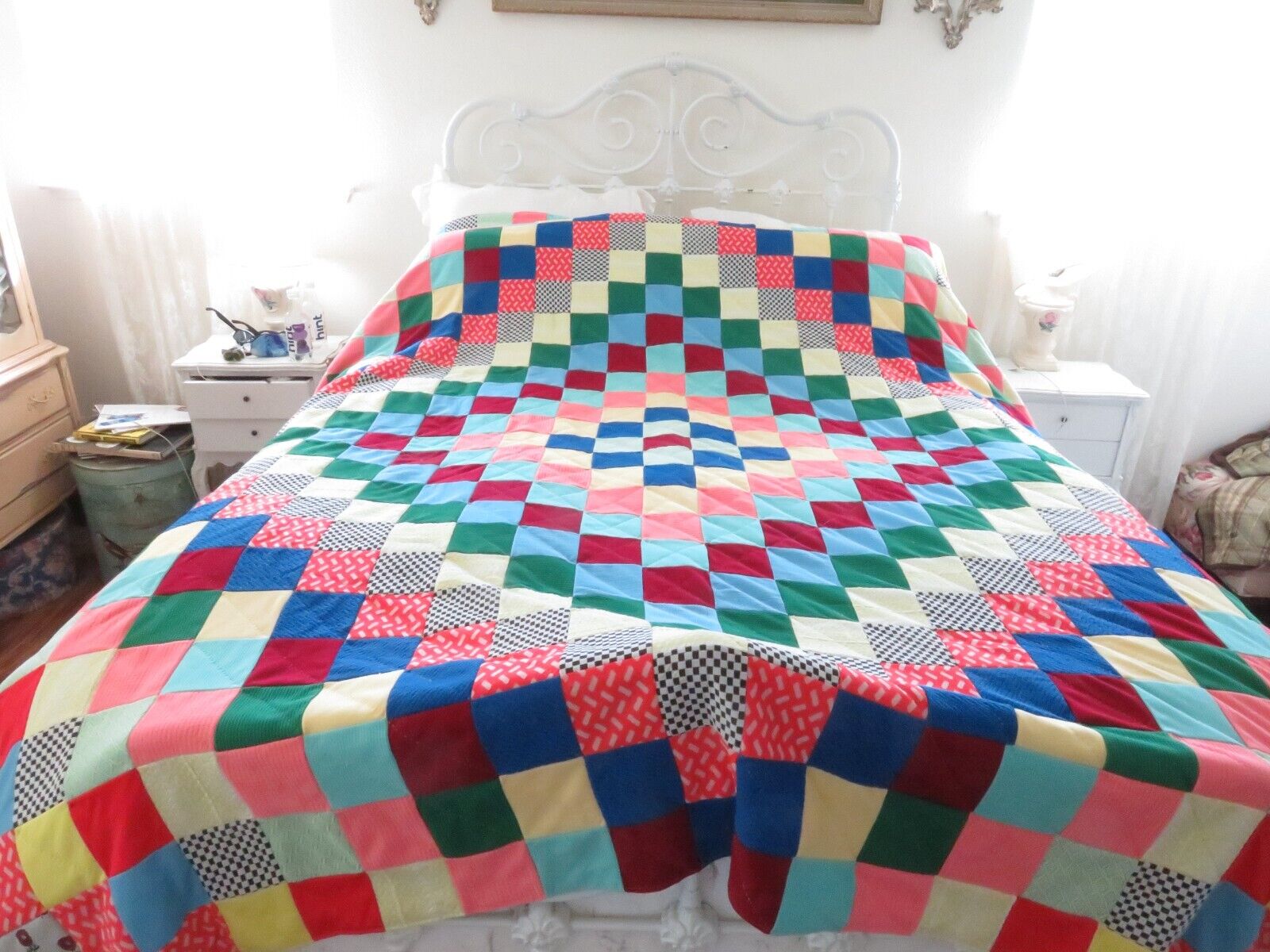Stunning Brady Bunch 1970's Quilt Hand Made and in AMAZING CONDITION