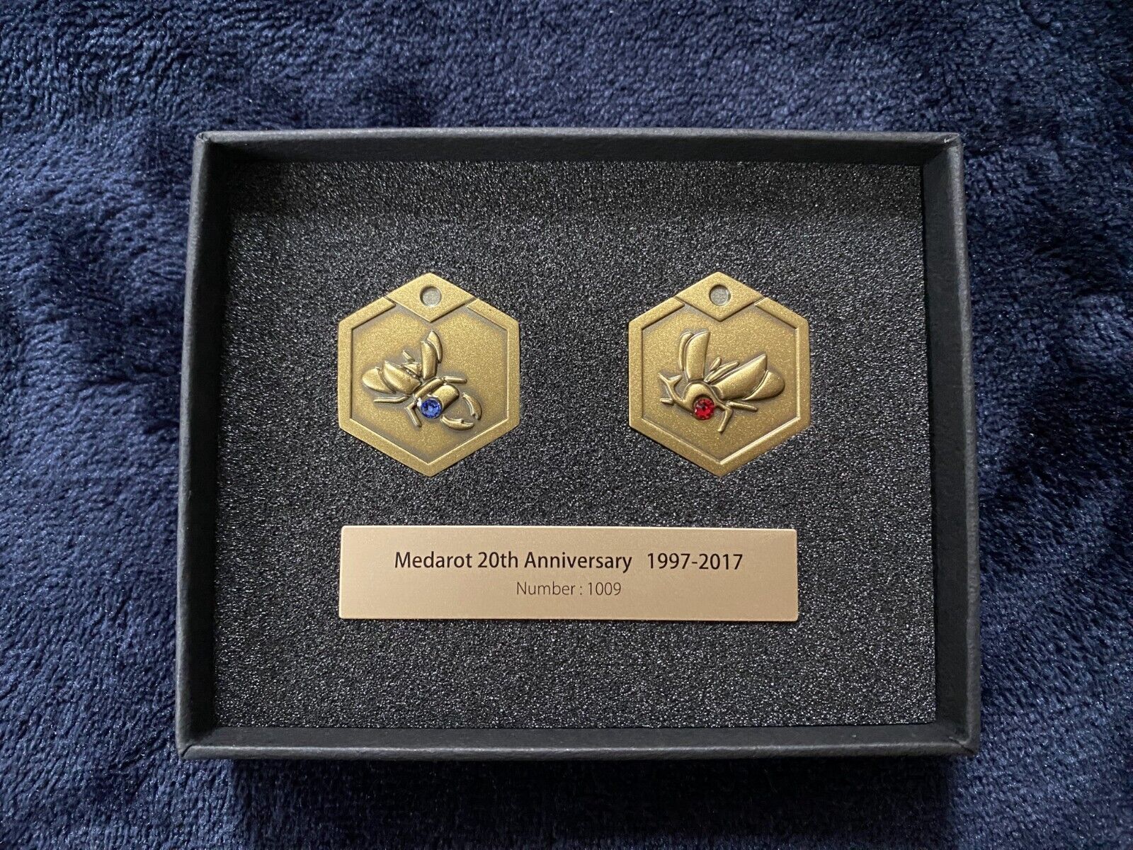 Medarot 20th anniversary Memorial Medal set with Serial No. Limited Item 2017