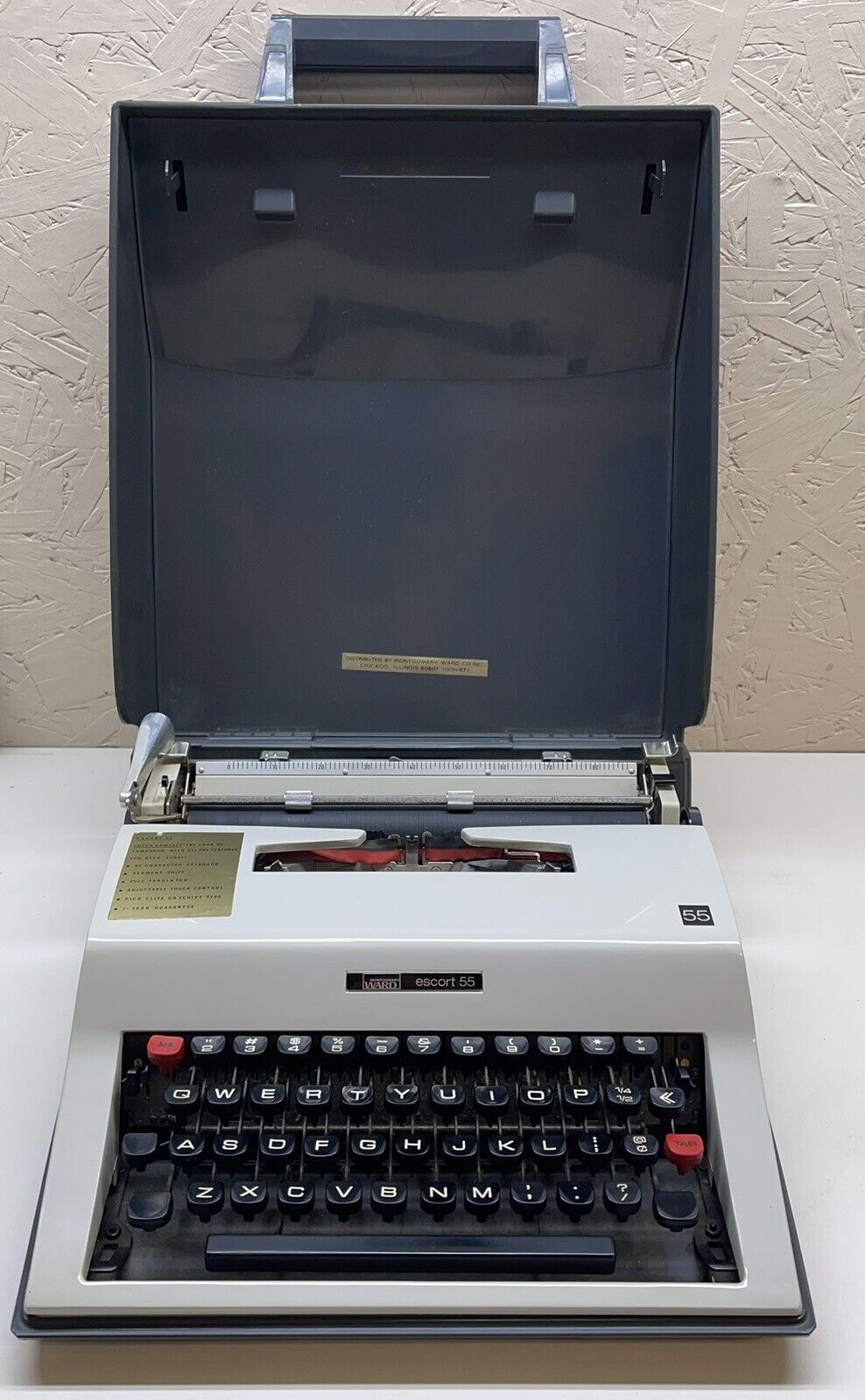 Montgomery Ward Escort 55 Vintage Typewriter