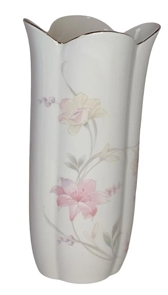 Porcelain  Vase  8.5”  Floral Gold Trim Japan  Flowers 