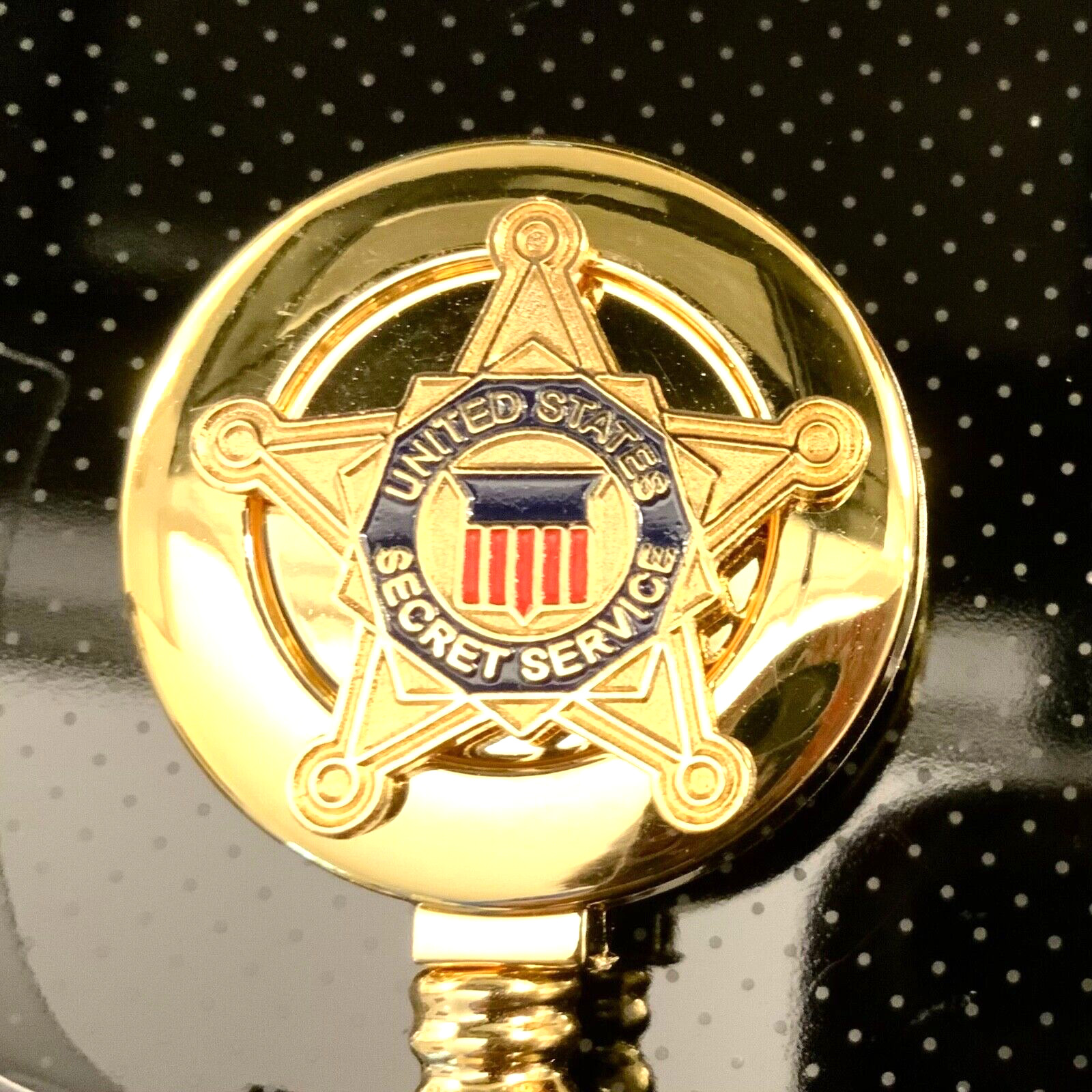 United States Secret Service ID Holder Gold Logo on ID Reel