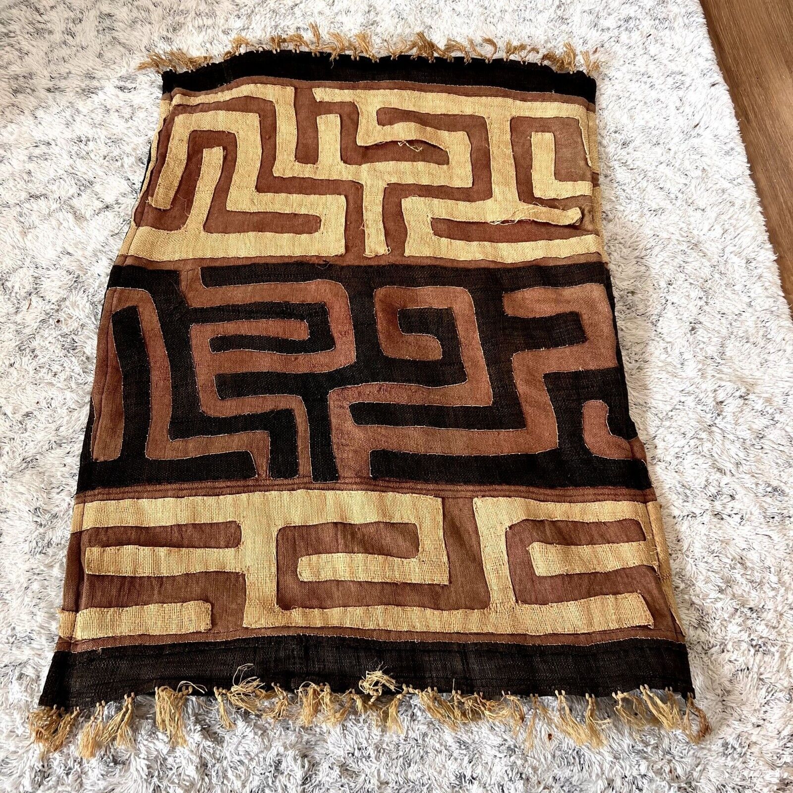 Handwoven VINTAGE Kuba Cloth / Raffia Textile / African Table Mat / African Trib