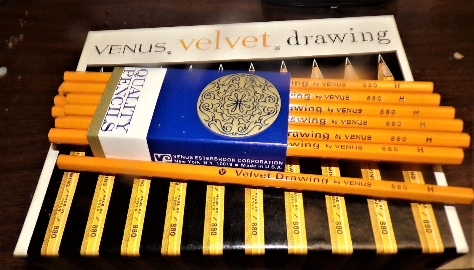 Venus Esterbrook  Velvet 880-H One Dozen 12 Drawing Pencils NEW NOS