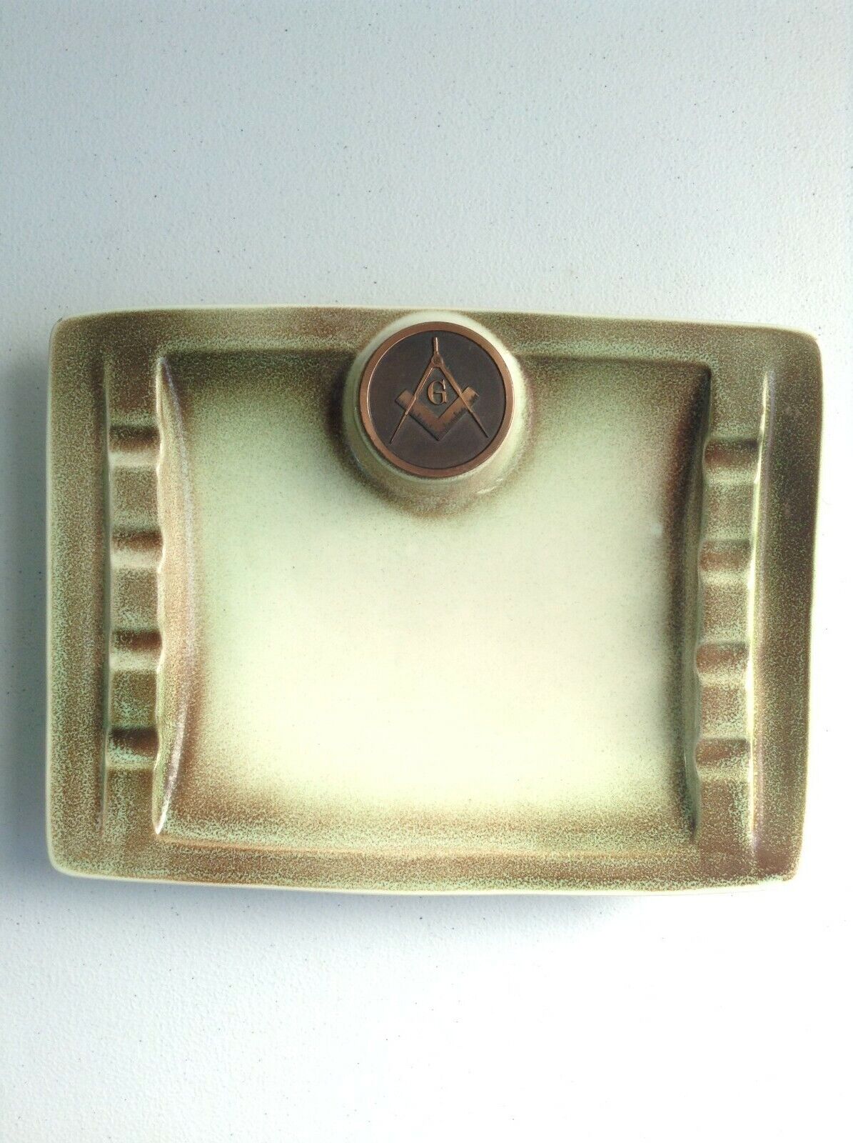 Vintage The Hyde Park Freemason Ceramic Masonic Ashtray Bronze FreeMason Symbol 