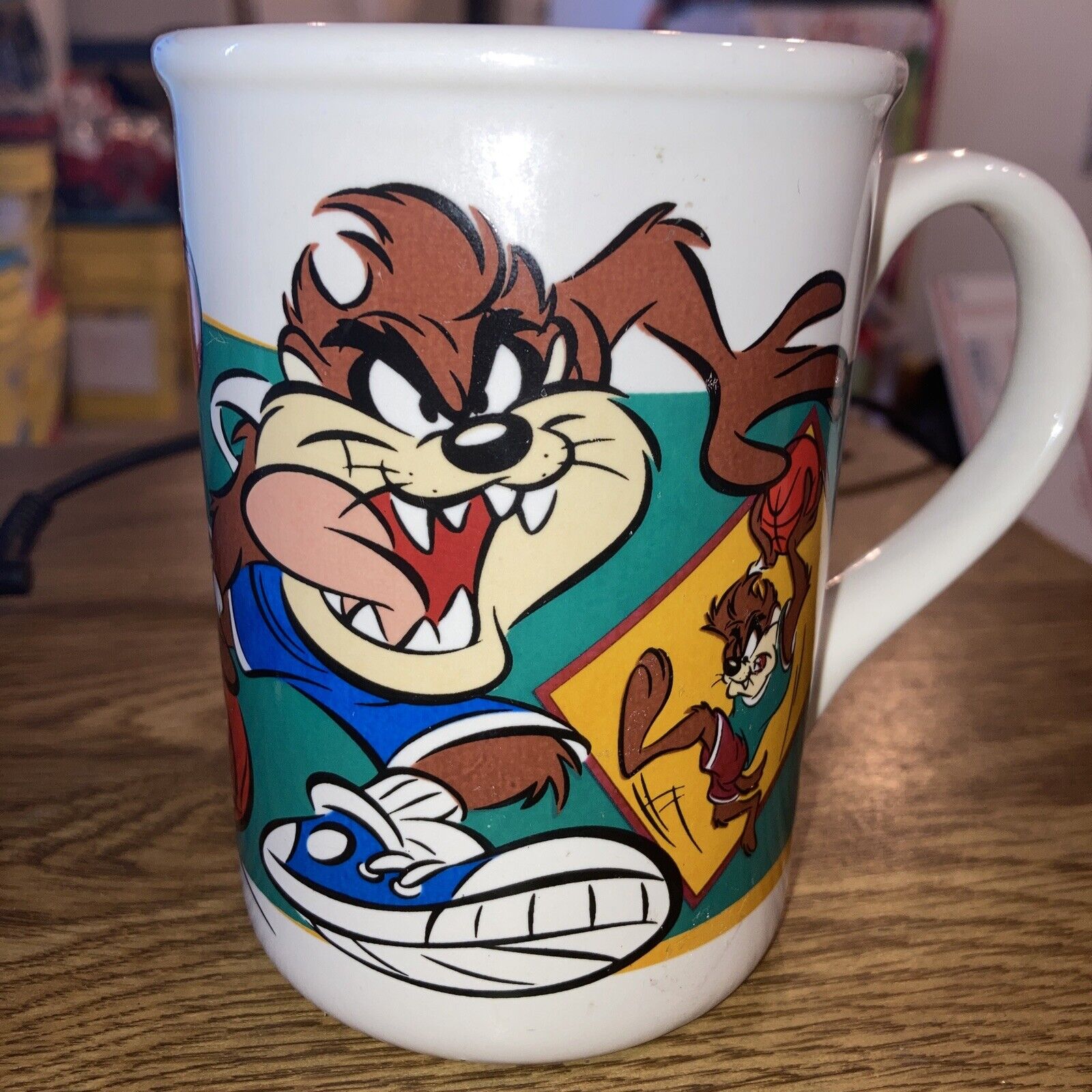 Taz Tasmanian Devil-  Slam Dunk Coffee Cup Mug, Looney Tunes By Gibson 4-1/2\