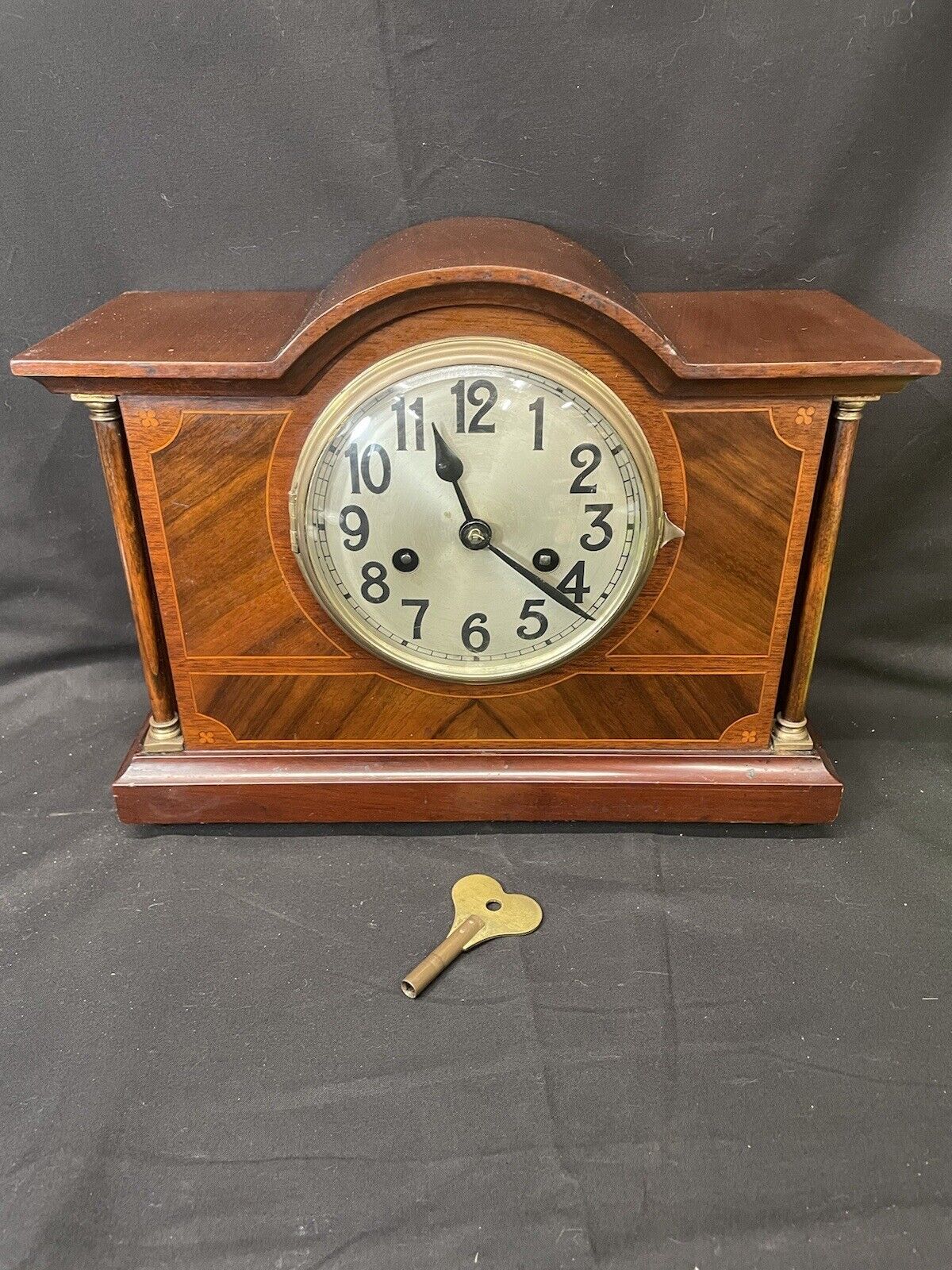 Antique Mahogany Mantle Clock With Chime. Working