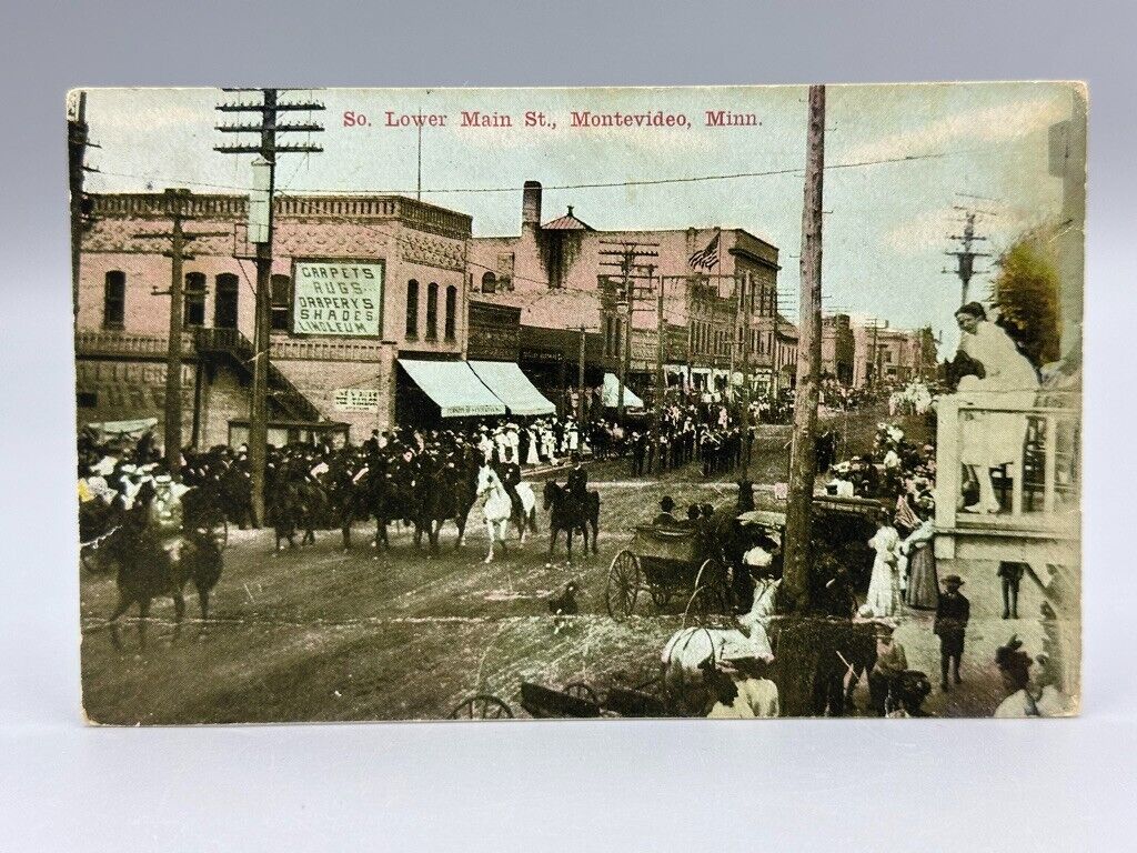 c 1910 MONTEVIDEO Minnesota MAIN STREET PARADE Antique Postcard