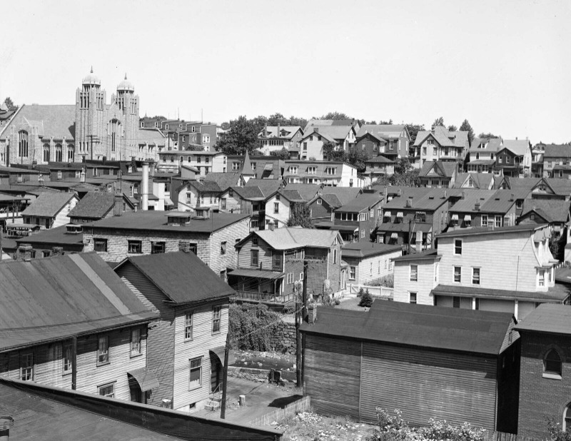 1940 Residential Area, Tamaqua, Pennsylvania Old Photo 8.5\