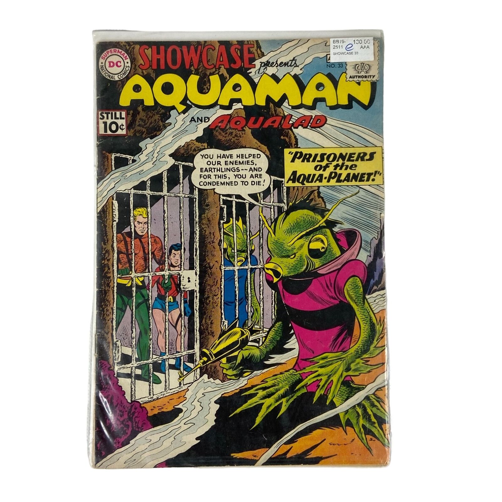 Showcase Aquaman & Aqualad Comic Issue 33 DC Prisoners Of The Aqua Planet