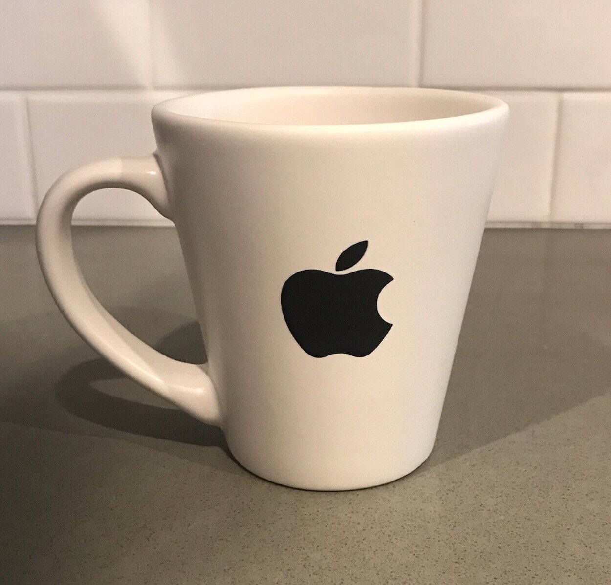 Apple Inc. ~10oz Coffee Mug ~ Black Logo Possible Employee Edition USA Made