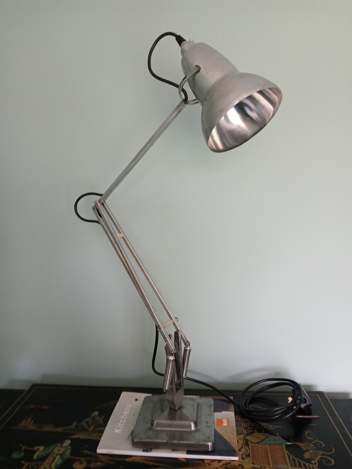 Anglepoise lamp 1227 model.