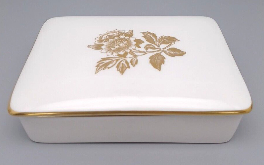 Wedgwood Gold Tonquin Rectangle Trinket Box With Lid Bone China Made in England