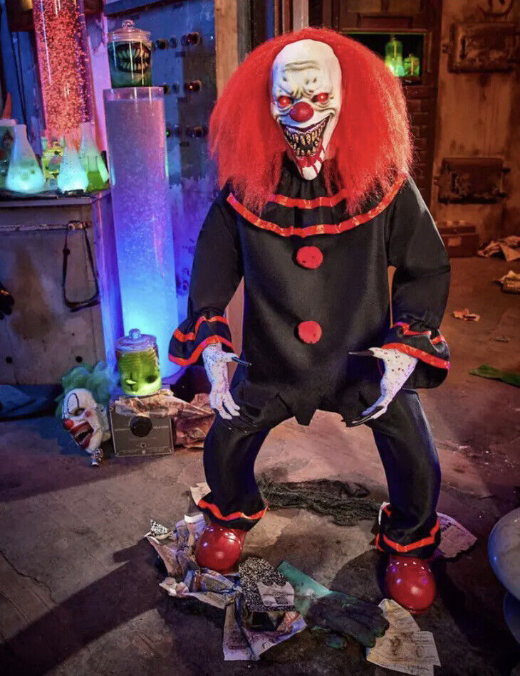 Spirit Halloween 4 Ft. Young Crouchy Animatronic Scary Clown LED Spooky Laugh 