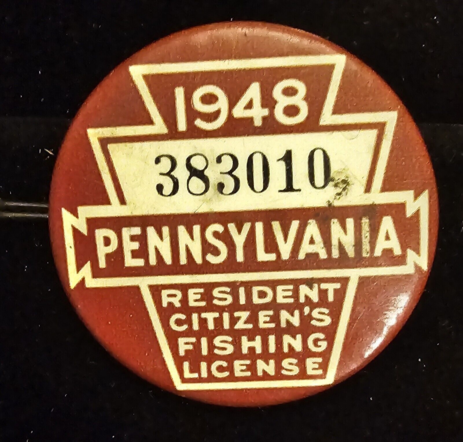 Vintage 1948 PA Pennsylvania Resident Fishing Badge License Pinback Button