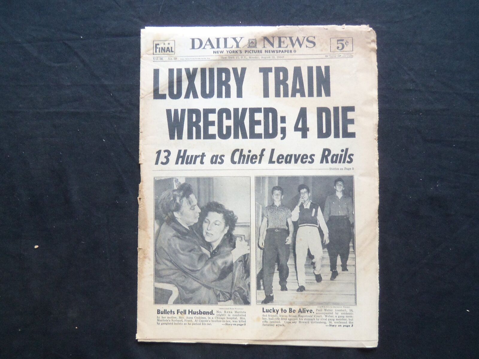 1954 AUGUST 23 NY DAILY NEWS NEWSPAPER - LUXURY TRAIN WRECKED; 4 DIE - NP 2520