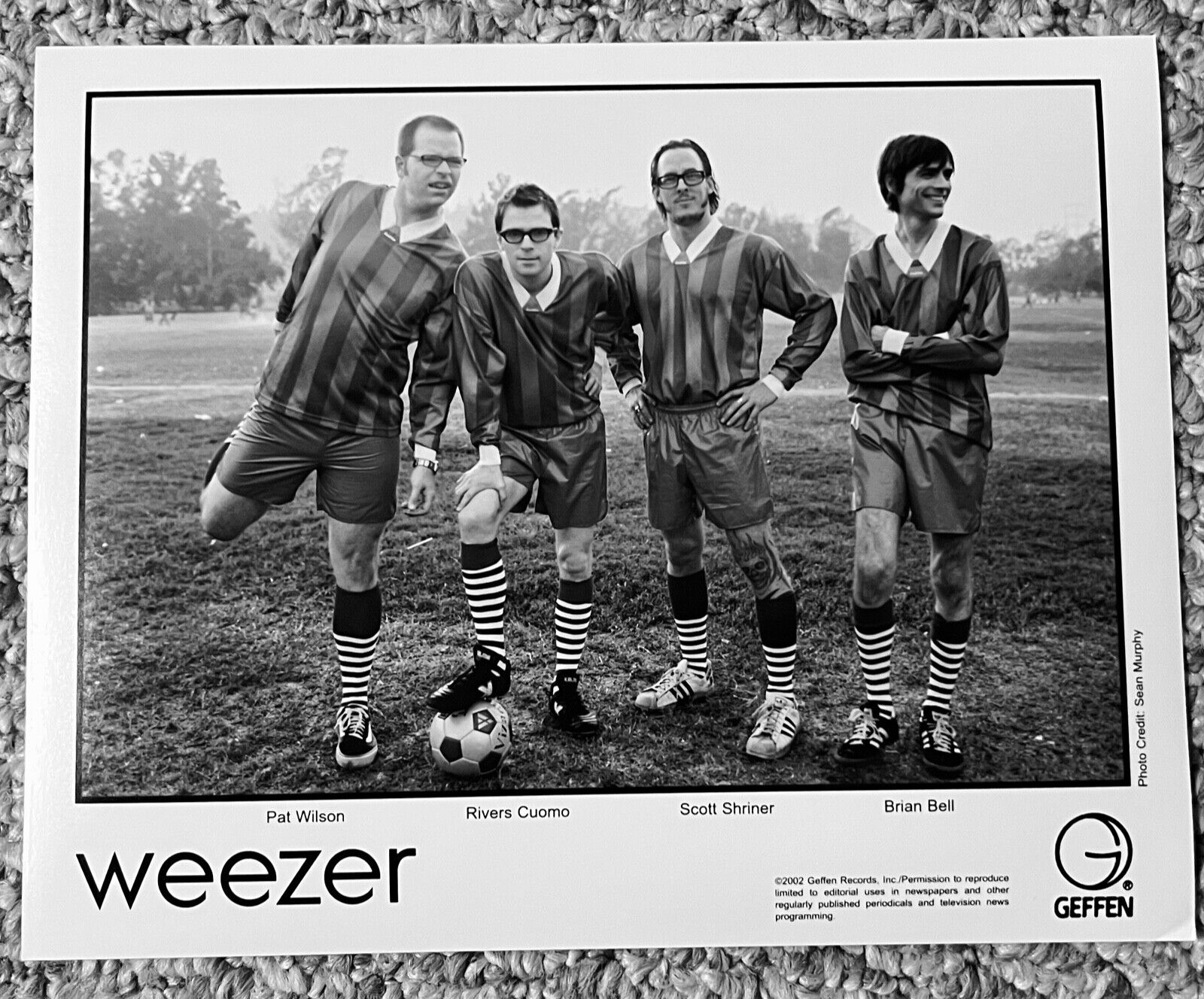 WEEZER Original 2002 8x10 Press Publicity Photo Black & White RIVERS CUOMO
