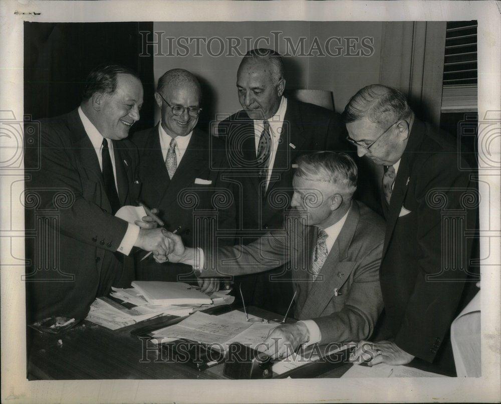 1952 Press Photo John Gutknecht Illinois State Attorney - RRU98617
