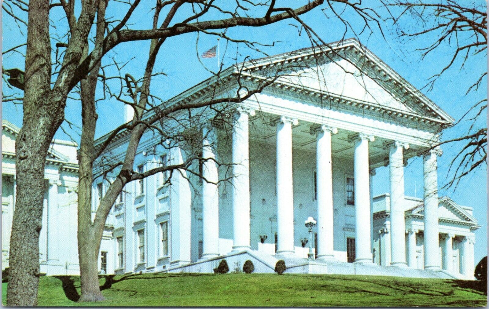 postcard Richmond Virginia - State Capitol