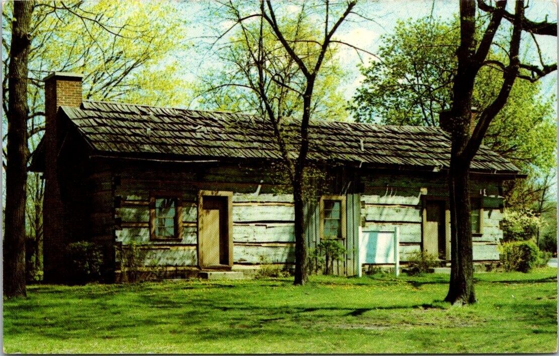 postcard Boone County Pioneer Cabin near Fayette Indiana 2306