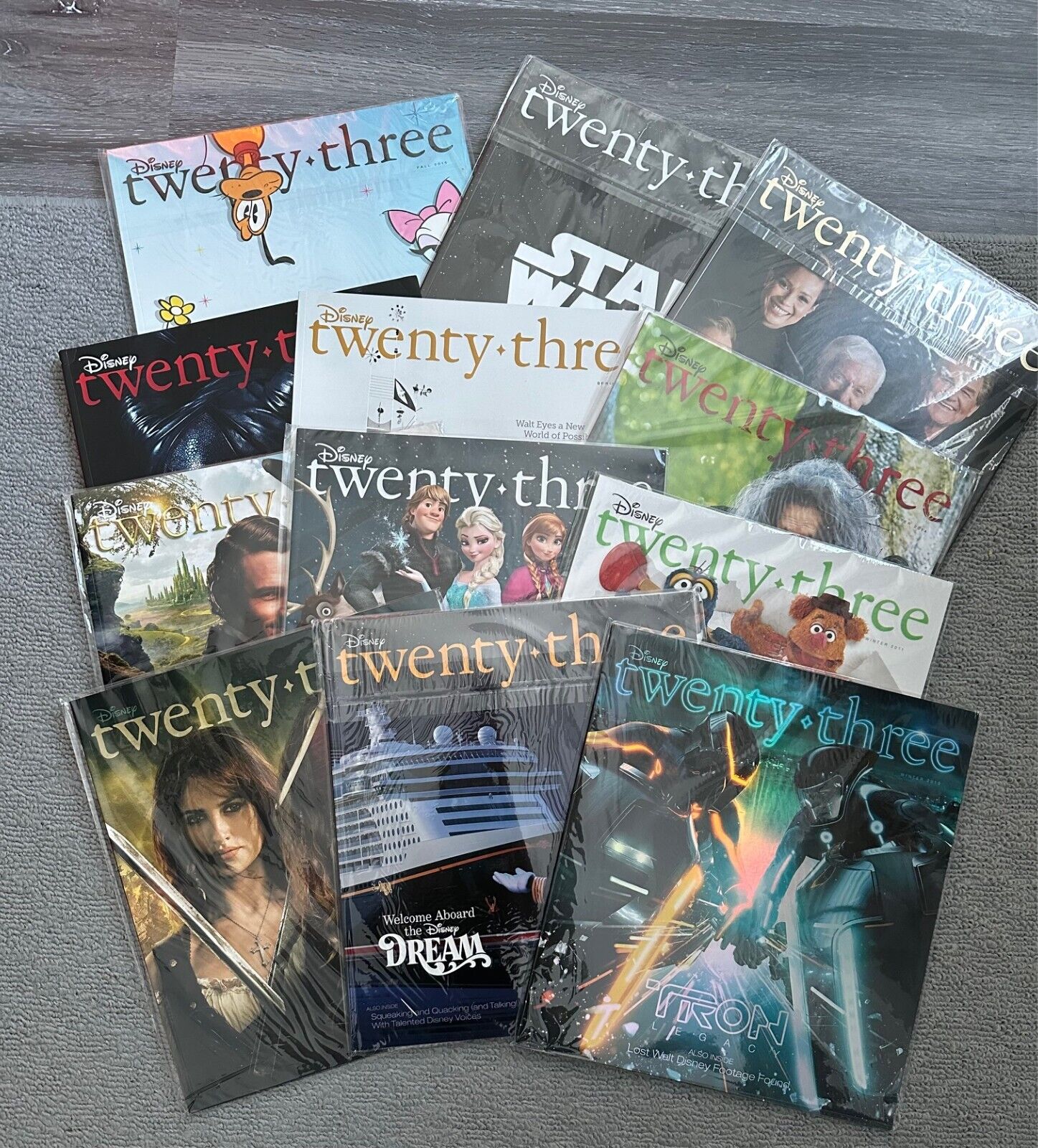 Disney twenty-three D23 Magazine, Lot of 12 from 2010-2017 Great Condition