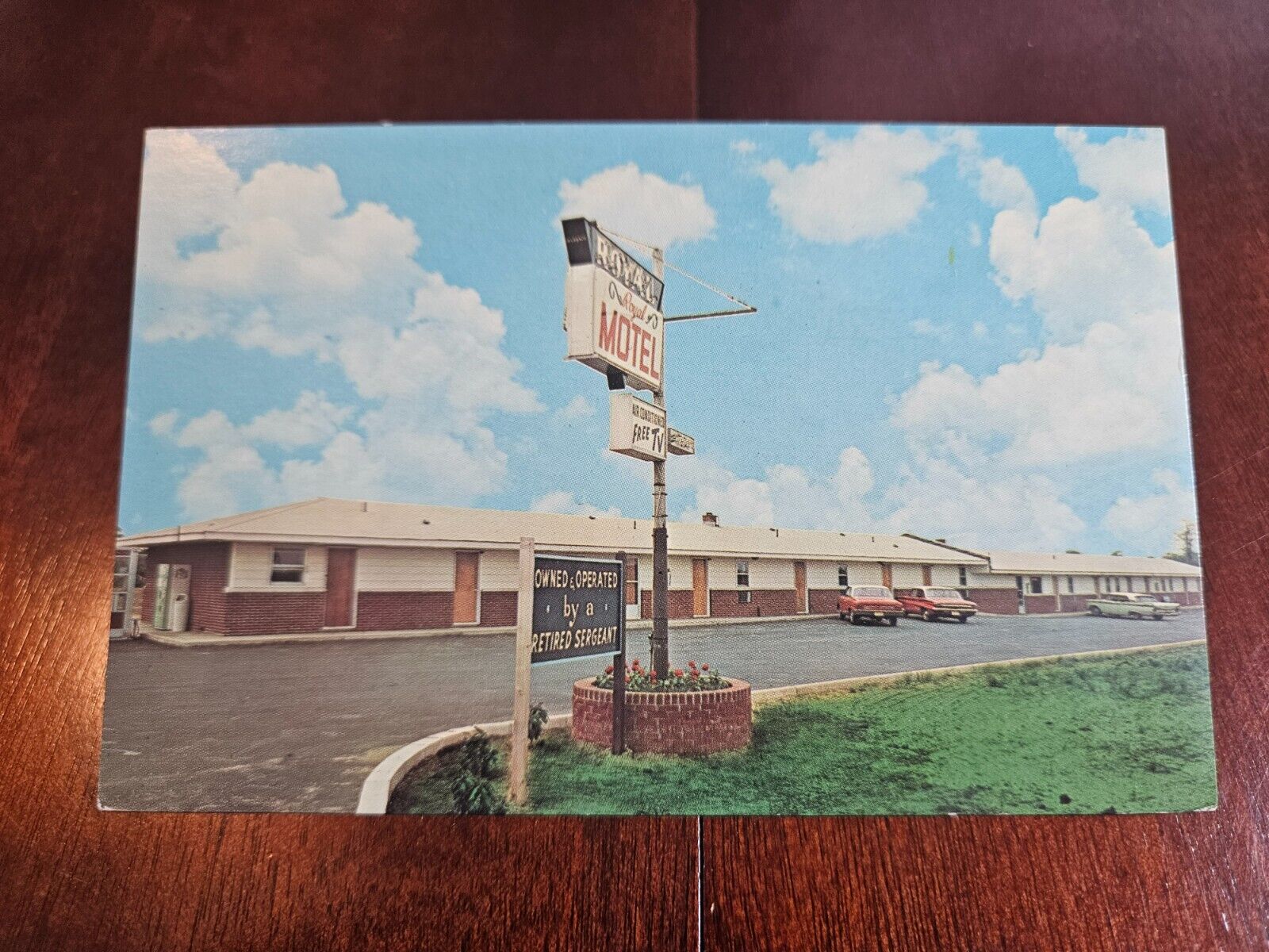 Postcard NJ New Jersey Wrightstown Burlington County Royal Motel Roadside