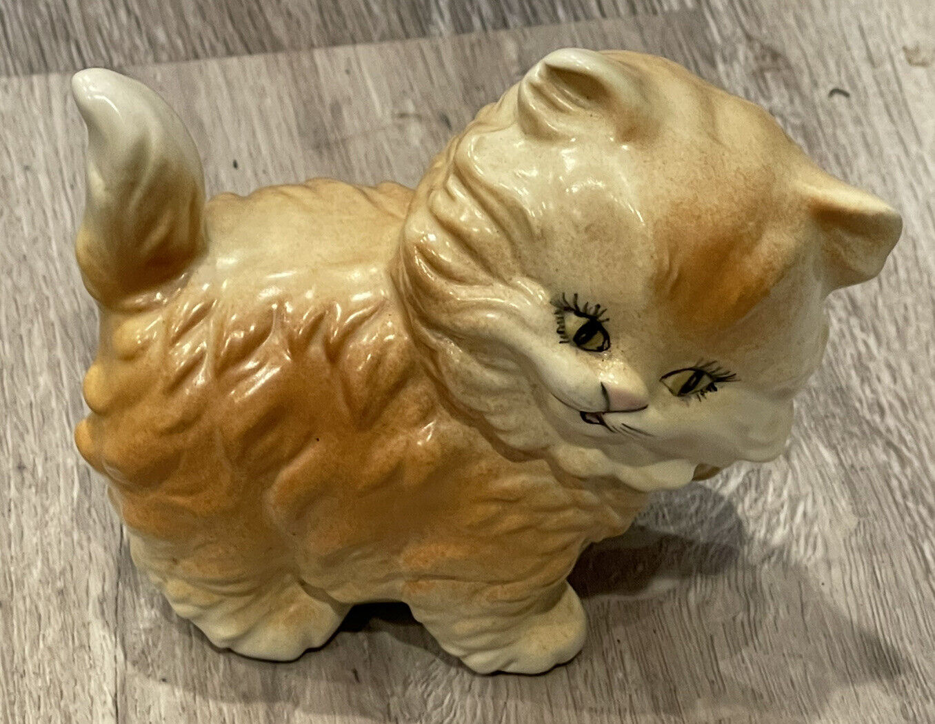 Vintage 1986 Ceramic Tan Kitten, 4x5”