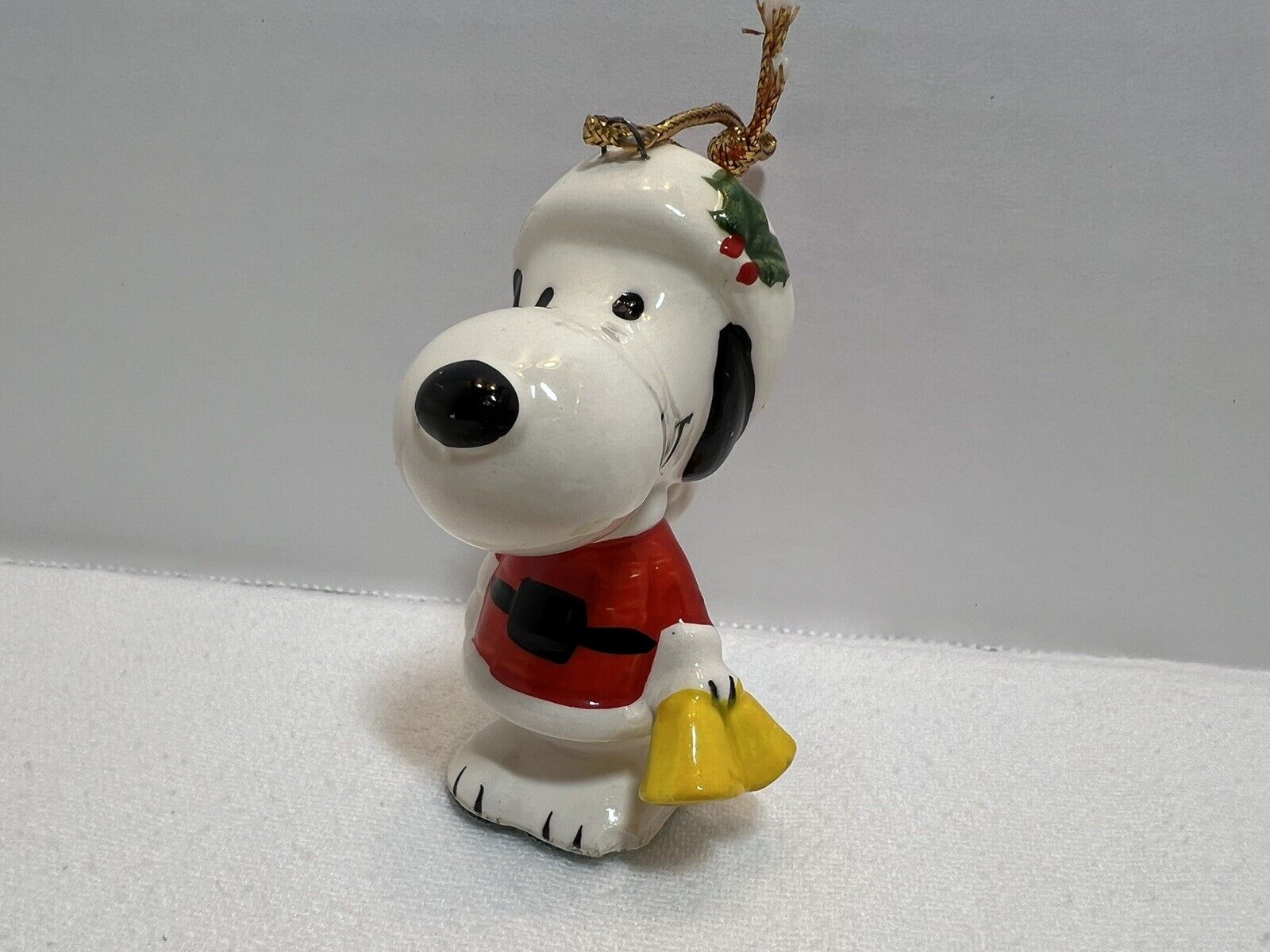 VTG Peanuts SNOOPY in SANTA SUIT and BELLS Ceramic Christmas Ornament Japan 1958