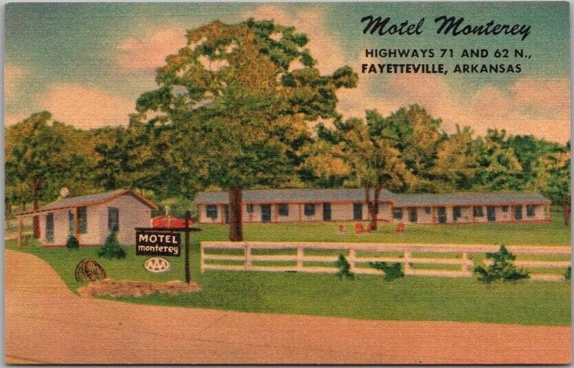 1950s FAYETTEVILLE, Arkansas LINEN Postcard MOTEL MONTEREY / Highway 71 Roadside