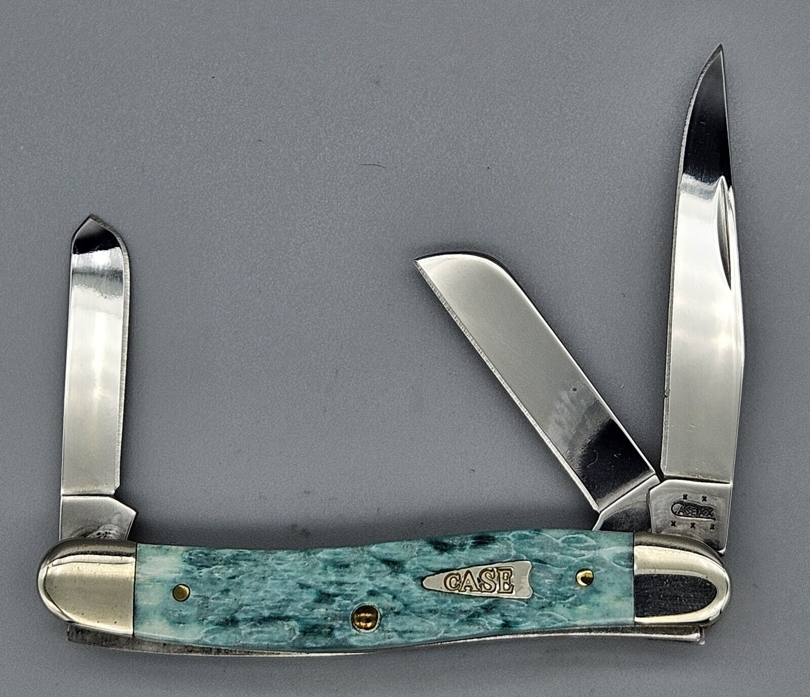 2005 Case XX 6318 SS Medium Stockman Jade Jigged Bone Pocket Knife Rare Color