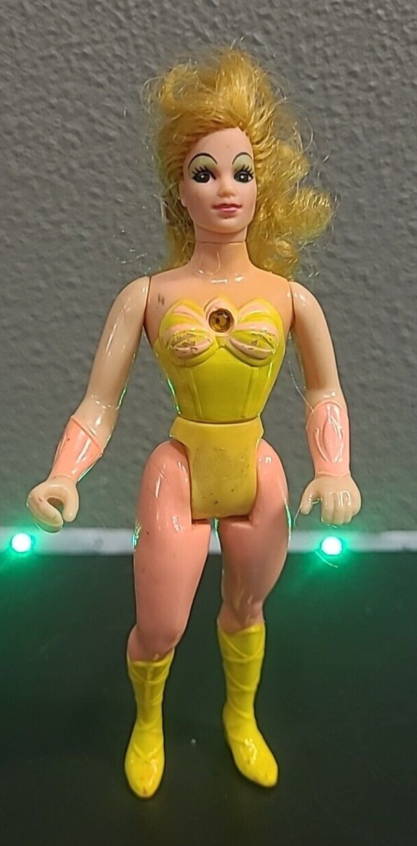 Vintage She-Ra: Princess of Power MOTU Sweet Bee Figure Mattel 1984 Loose Yellow