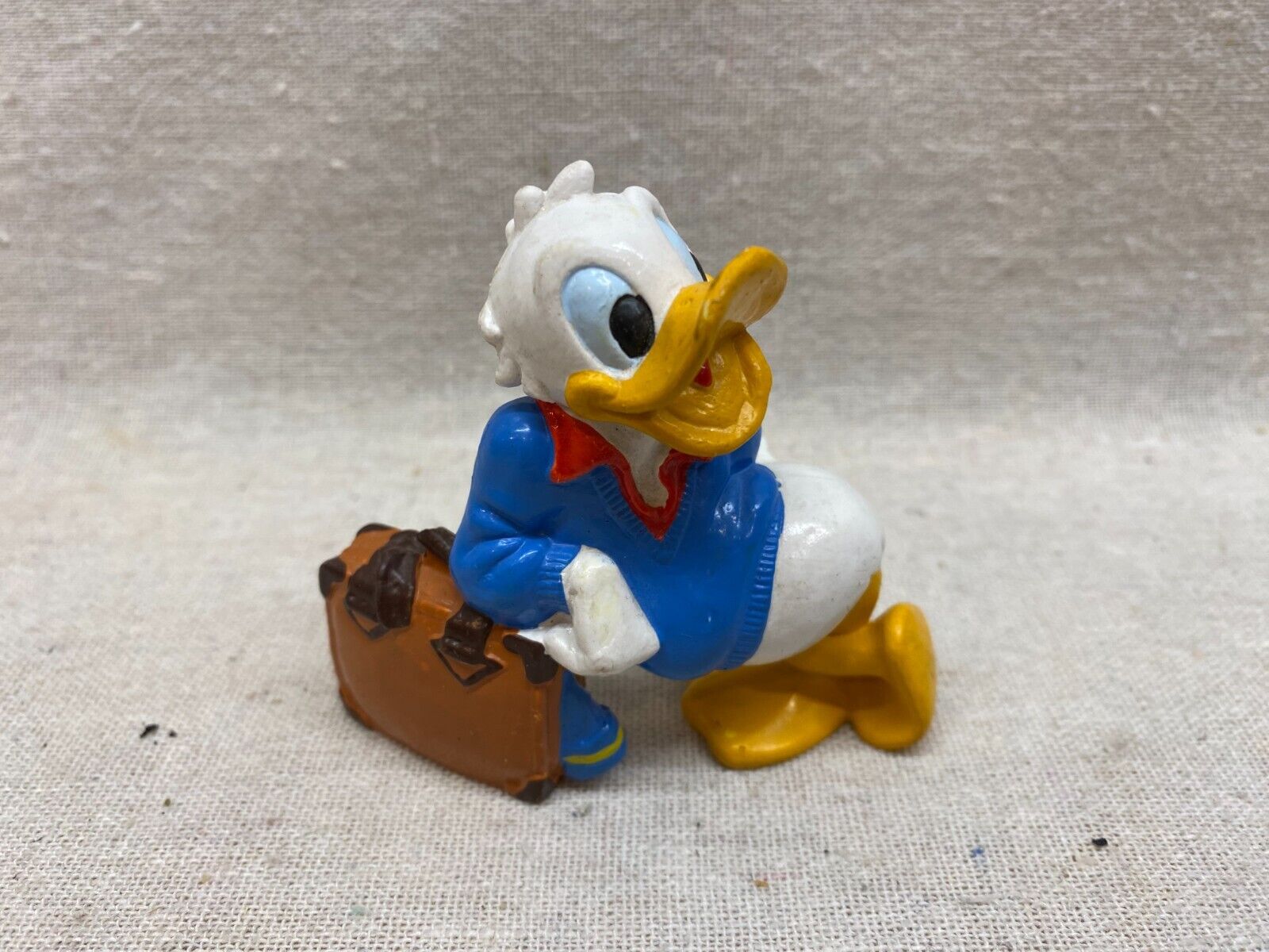 Vintage 1988 BULLY West Germany Walt Disney Donald Duck with Suitcase