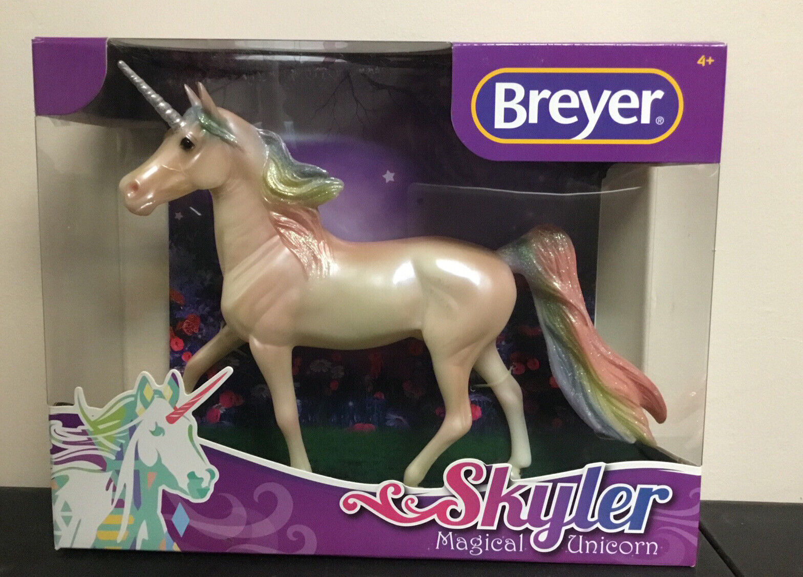Breyer Classic #97258 Skyler Magical Unicorn Rainbow Glitter Morgan Stallion