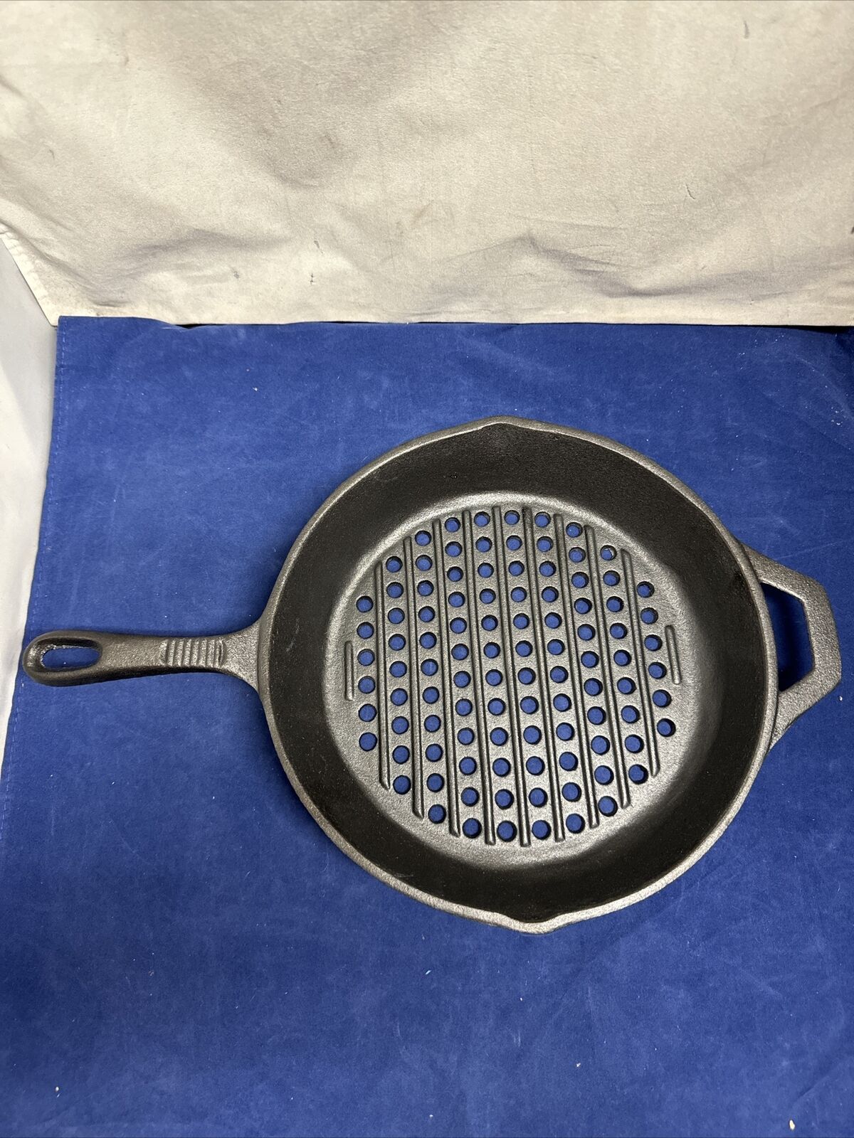 Cast Iron BBQ Grill Pan Skillet with Holes Vegetables