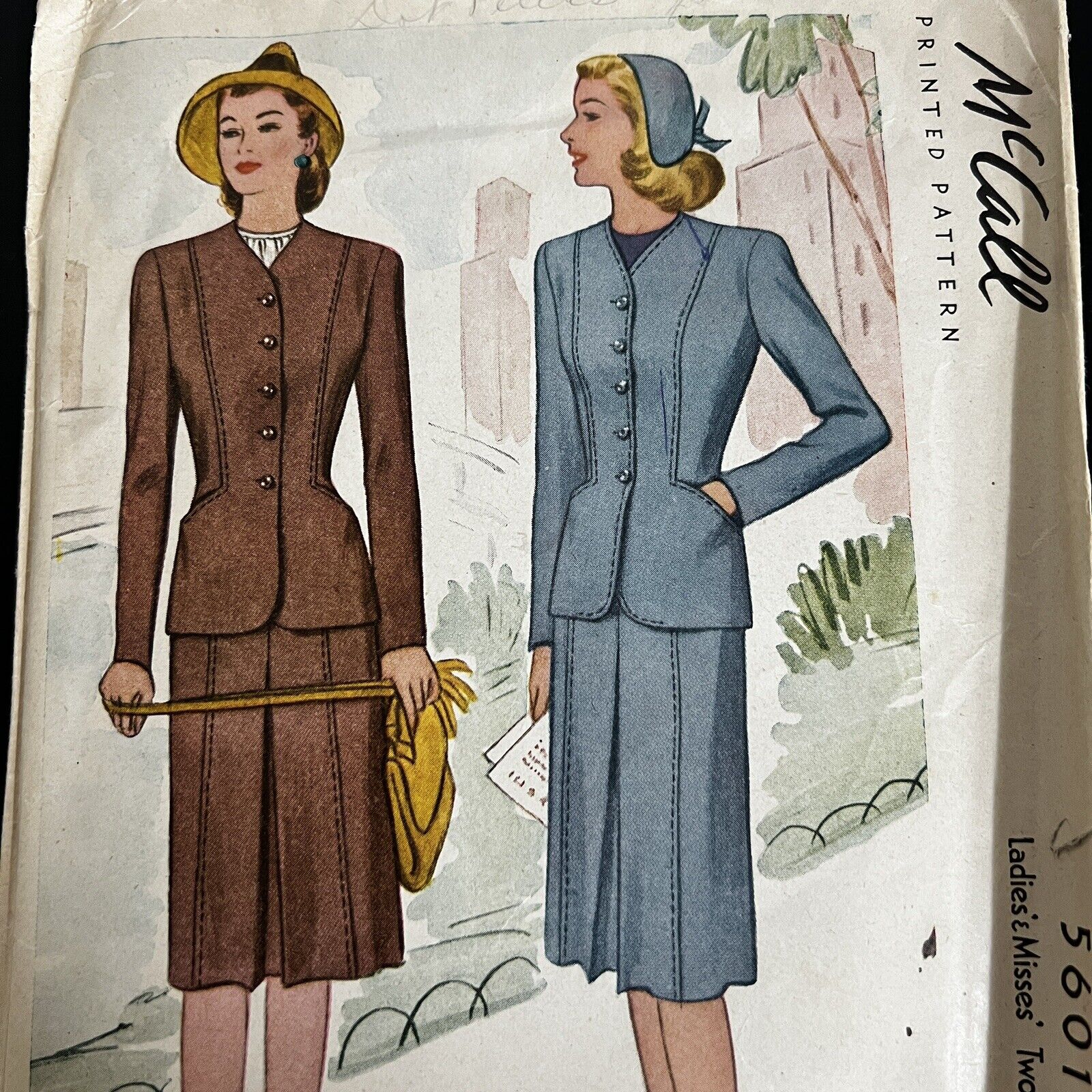 Vintage 1940s McCalls 5601 Tailored Inverted Pleat Skirt Suit Sewing Pattern 14