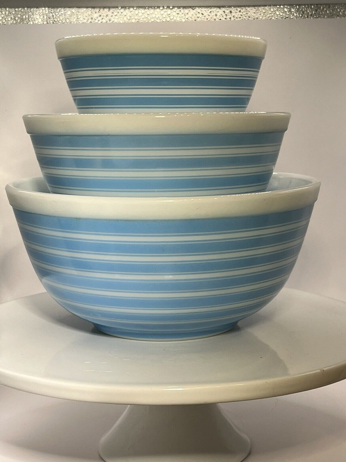 HTF  Vintage Pyrex Blue Stripe Mixing Bowls 401, 402 and 403 Very Nice