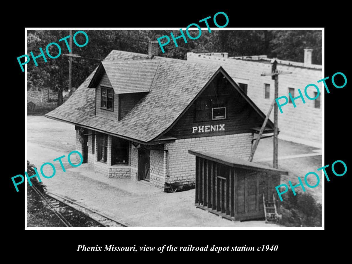 OLD LARGE HISTORIC PHOTO OF PHENIX MISSOURI THE RAILROAD DEPOT STATION c1950