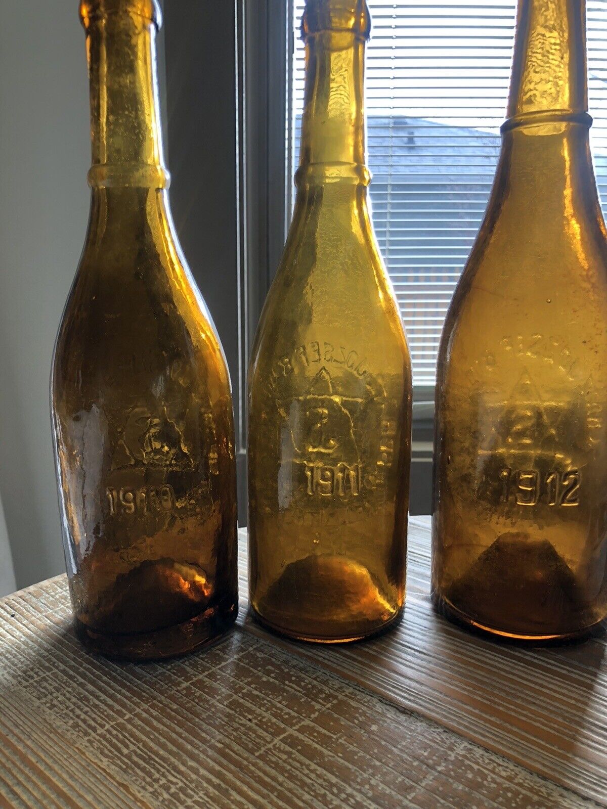 Jewish glass bottle by a manufacturer named Joseph Schatz Budapest 1910, 11, 12