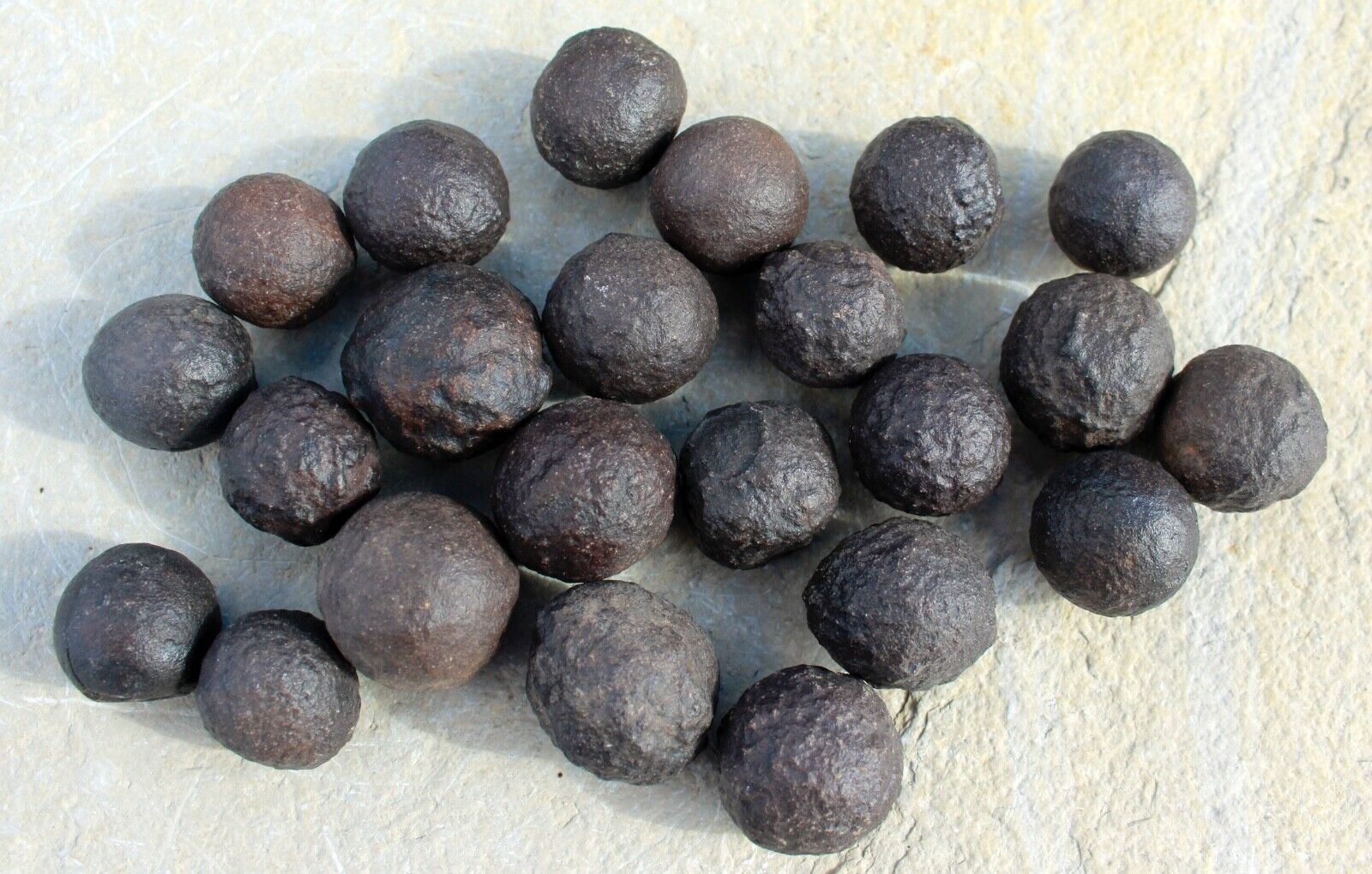 Moqui Marbles •  Iron Concretions • One Pound, 16-22 Spheres